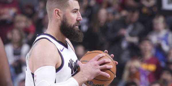 阿德尔曼：瓦兰类似考辛斯 约基奇不打时他会是合格的首发中锋