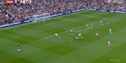 博鱼官网-救险了！姆贝莫高质量头球，拉亚精彩侧扑挡出