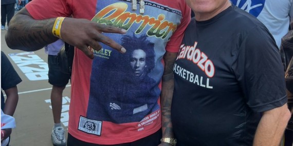 还能认出来吗？约翰·沃尔出席NBA官方活动，身体明显发福